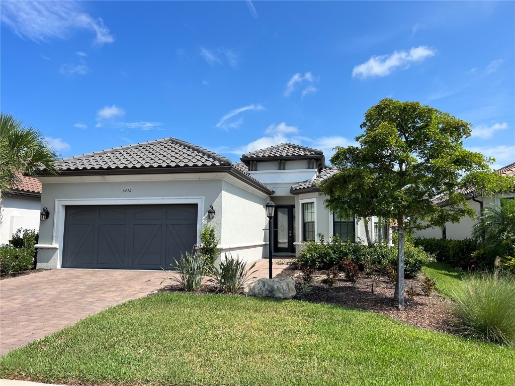 5476 Lampiasi Street Sarasota FL 34238 A4573182 image1