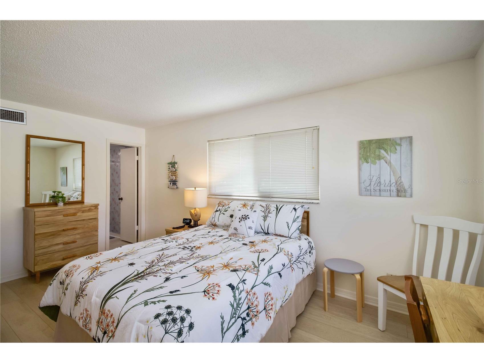 5476 Swift Road #19 Sarasota FL 34231 A4689984 image23
