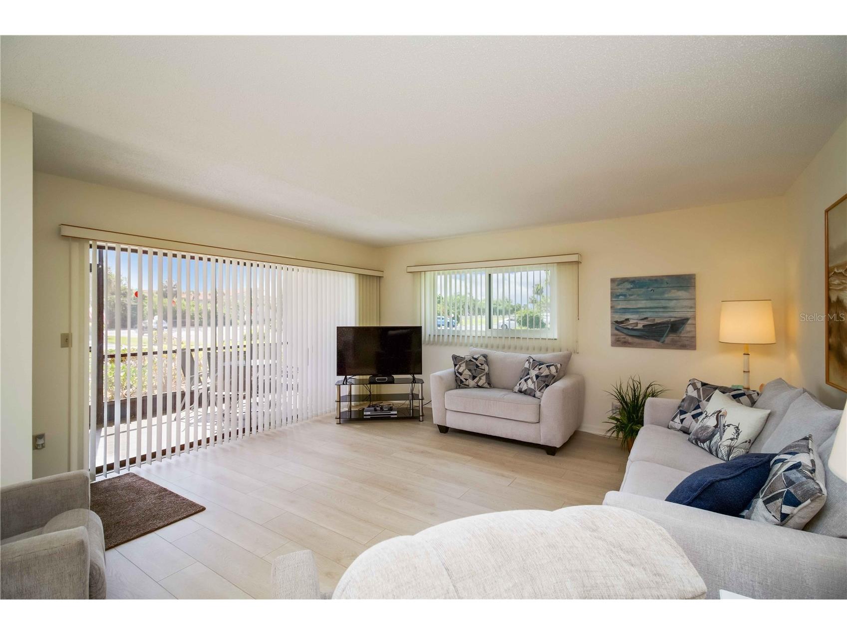 5476 Swift Road #19 Sarasota FL 34231 A4689984 image8
