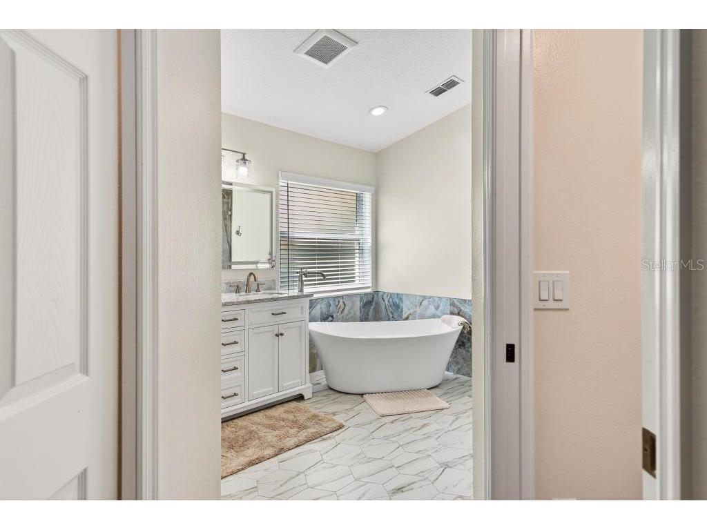 5477 Glen Oak Place Sanford FL 32771 O6394955 image54