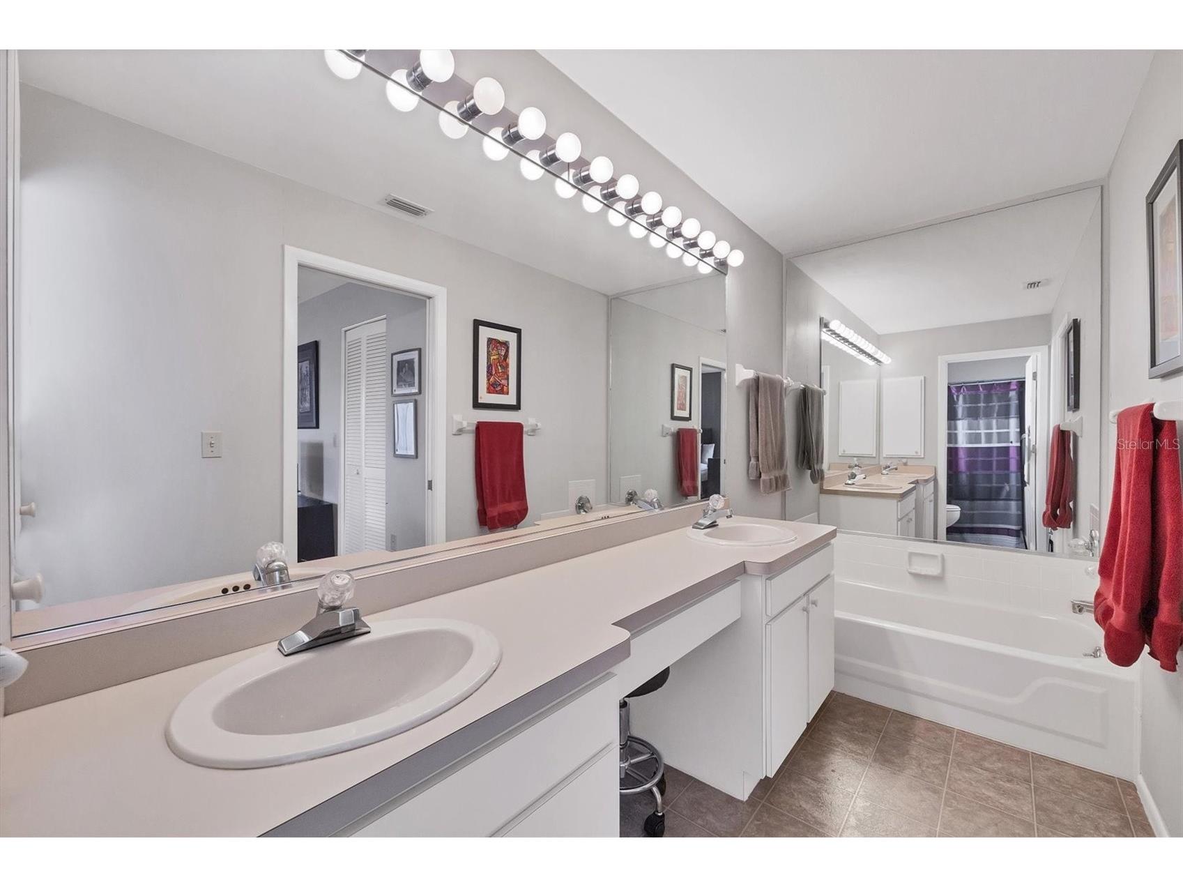 5478 Kelly Drive #7 Sarasota FL 34233 A4683736 image19