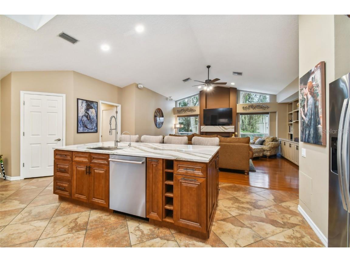 5479 Blue Heron Lane Wesley Chapel FL 33543 TB8445485 image11