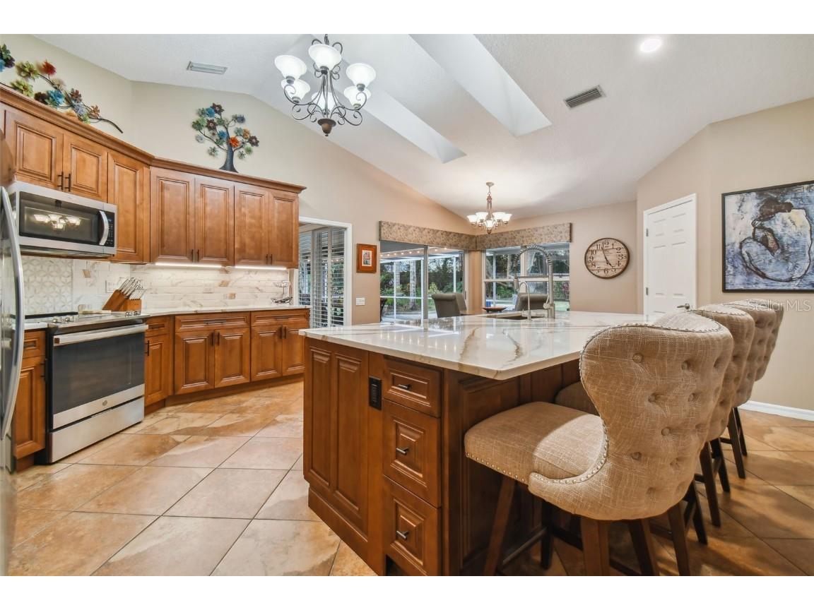 5479 Blue Heron Lane Wesley Chapel FL 33543 TB8445485 image12