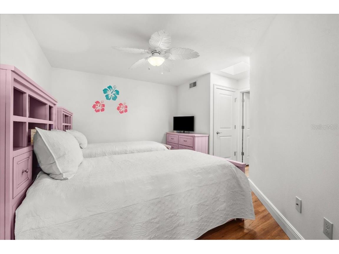 548 Beach Road #540A Sarasota FL 34242 A4647169 image29