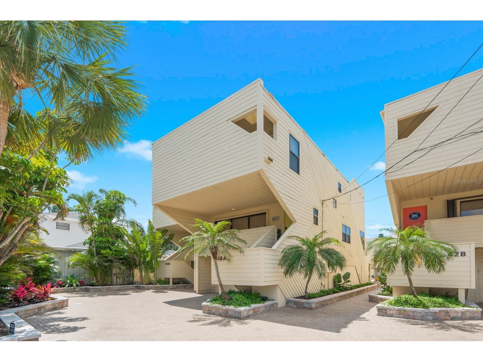 548A Beach Road Sarasota FL 34242 A4691951 image1