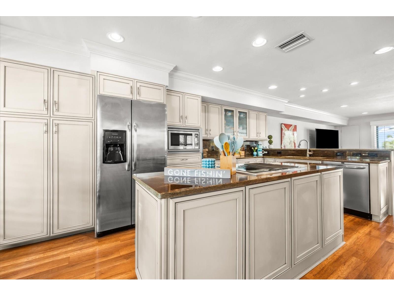 548A Beach Road Sarasota FL 34242 A4691951 image9