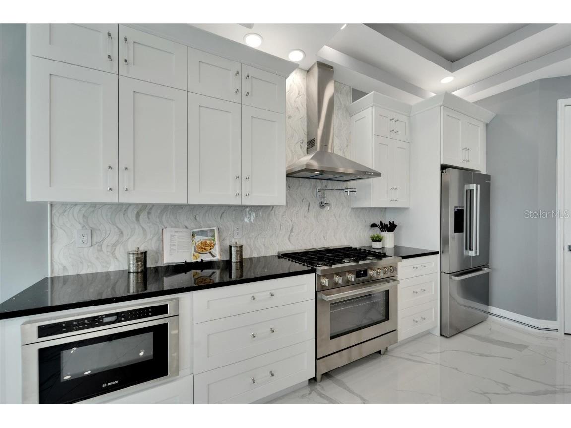 548 Estuary Shore Lane Apollo Beach FL 33572 T3513028 image6