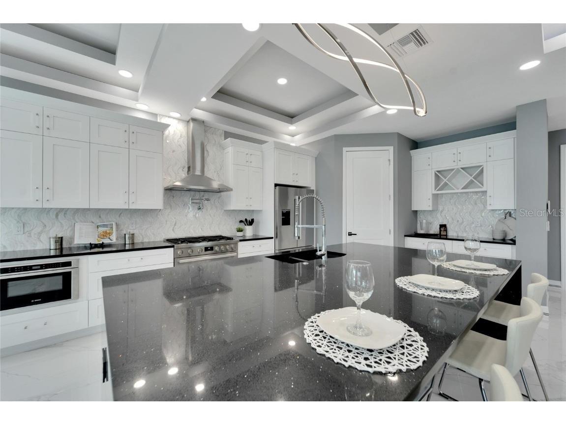 548 Estuary Shore Lane Apollo Beach FL 33572 T3513028 image8