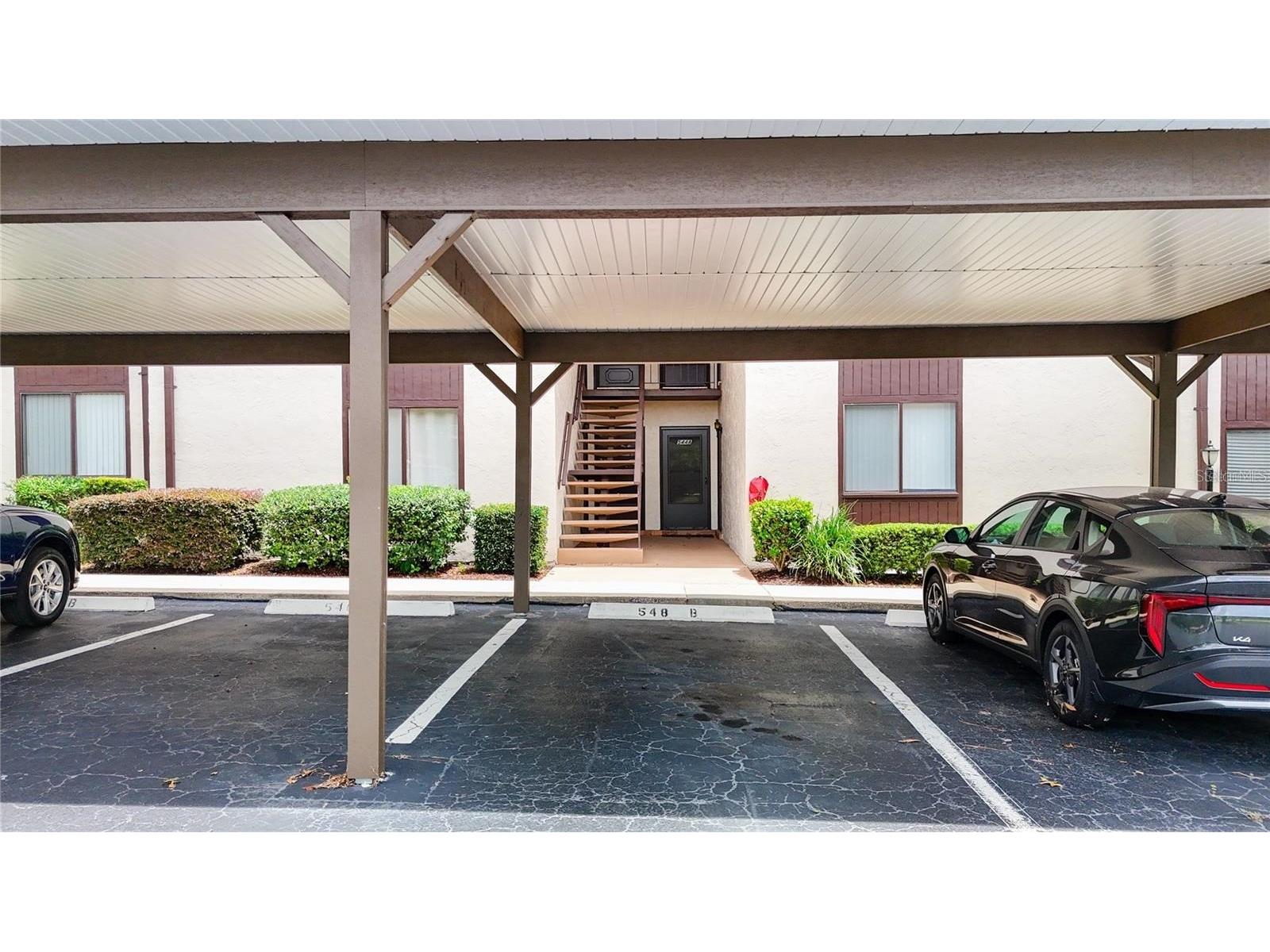 548 Fairways Drive #B Ocala FL 34472 OM718850 image5