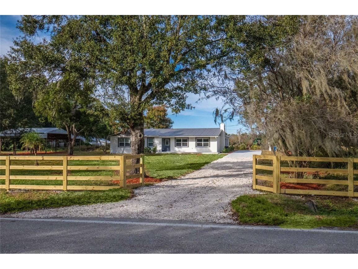 548 Fussell Road Polk City FL 33868 L4940980 image1