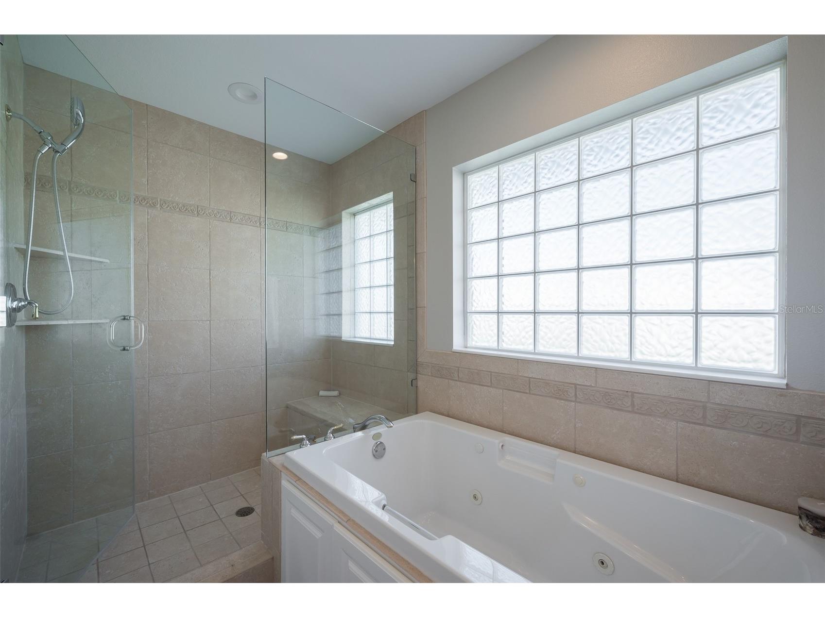 548 Gunwale Lane Longboat Key FL 34228 A4680965 image24