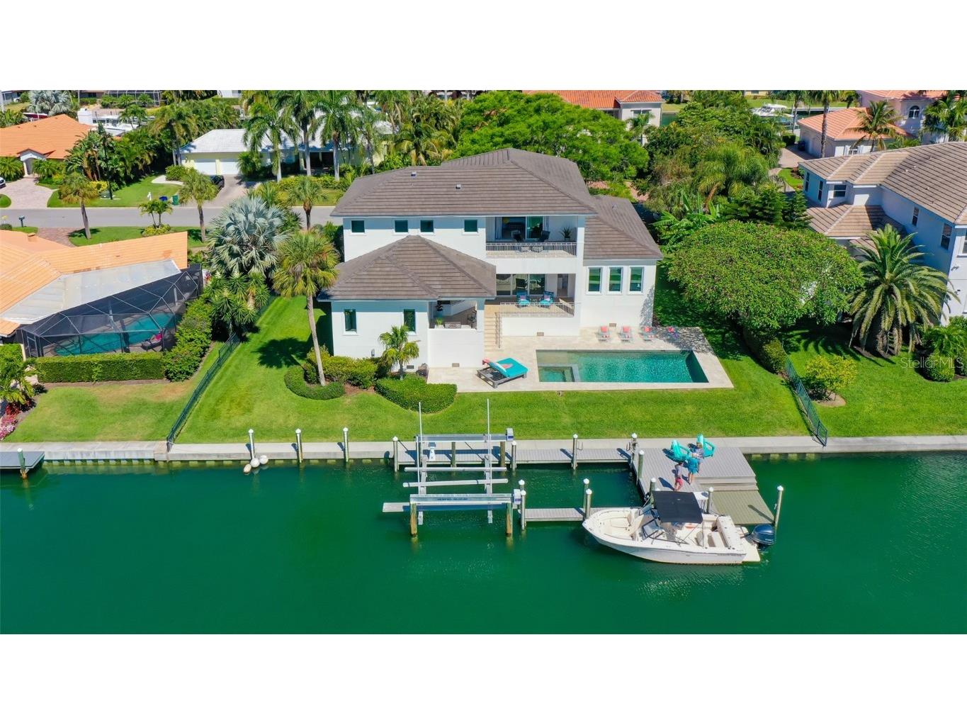 548 Hornblower Lane Longboat Key FL 34228 - SARASOTA BAY A4534973 image1