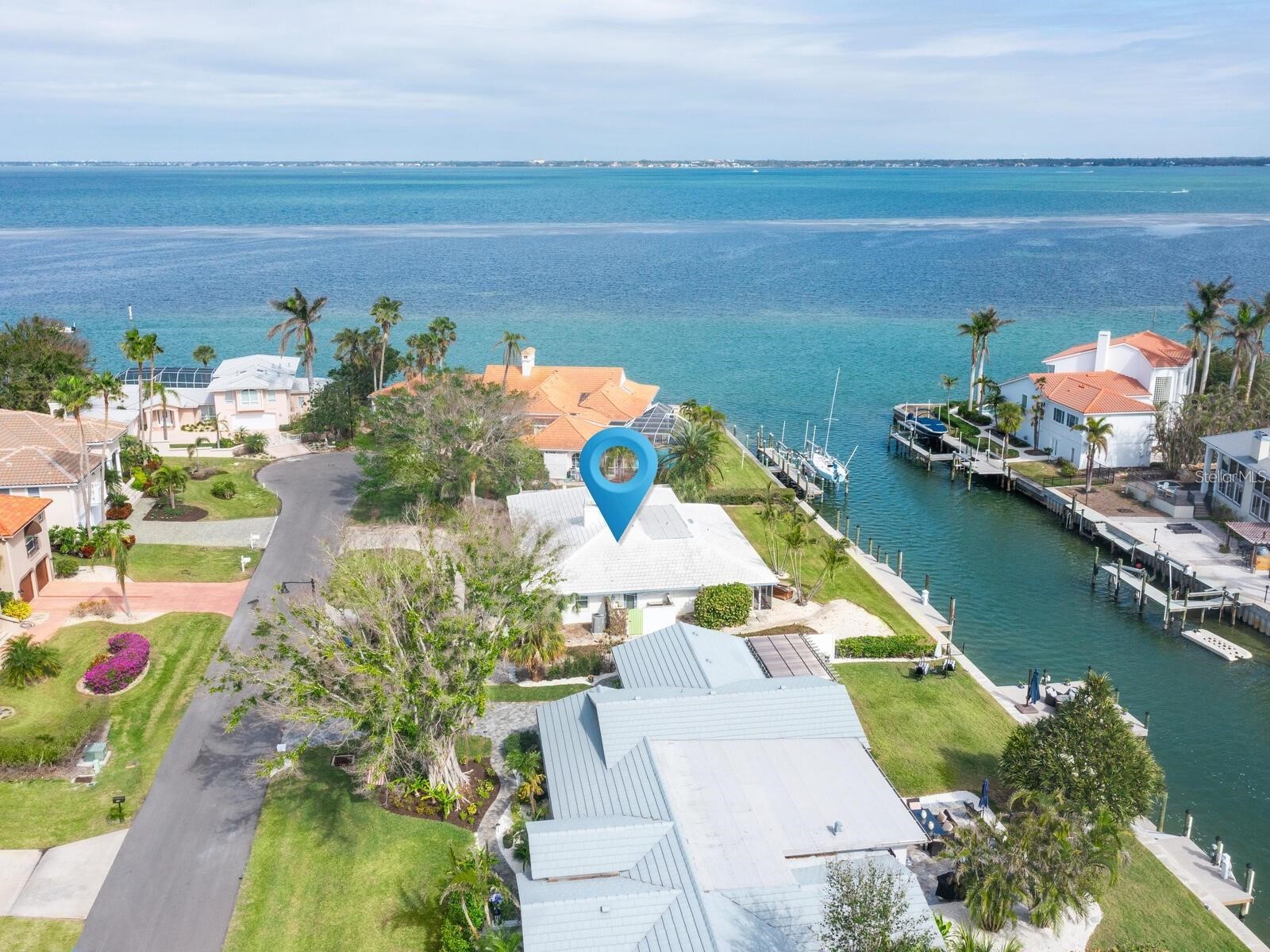 548 Ketch Lane Longboat Key FL 34228 - SARASOTA BAY A4678725 image1