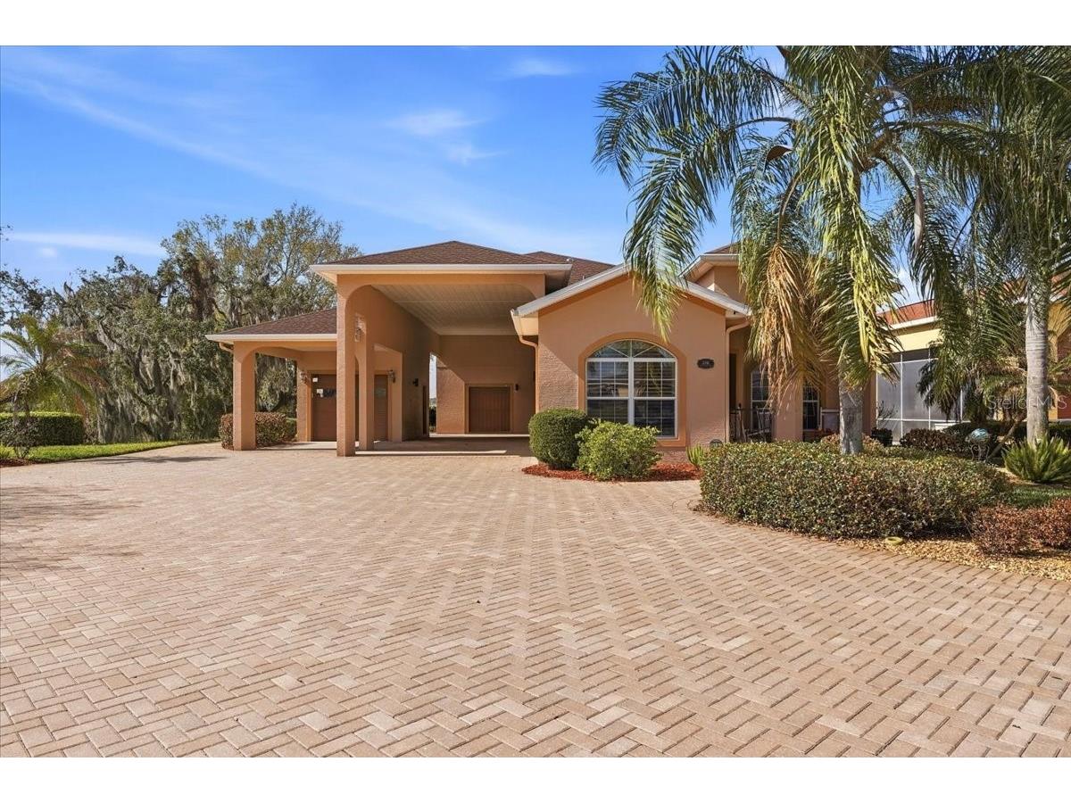 548 Meandering Way Polk City FL 33868 L4959657 image1