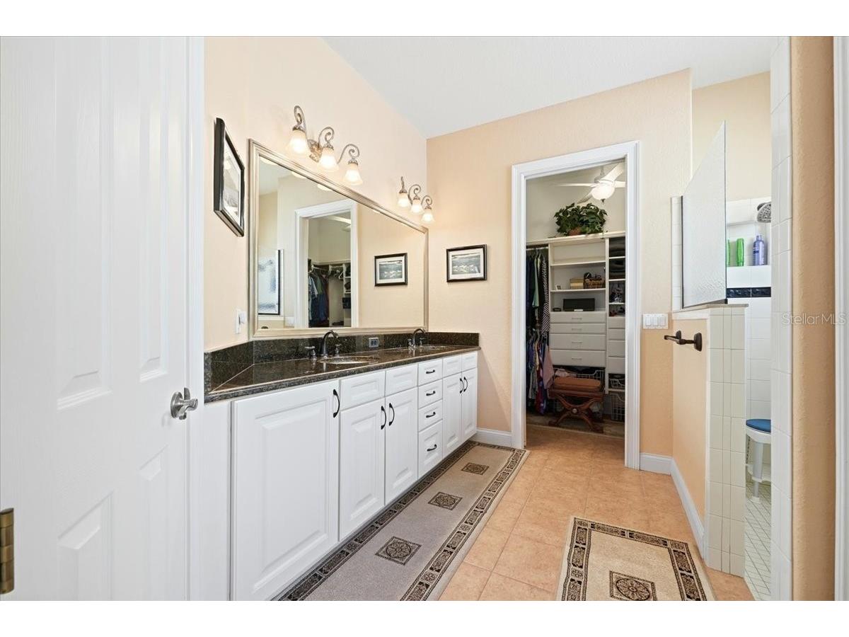548 Meandering Way Polk City FL 33868 L4959657 image31
