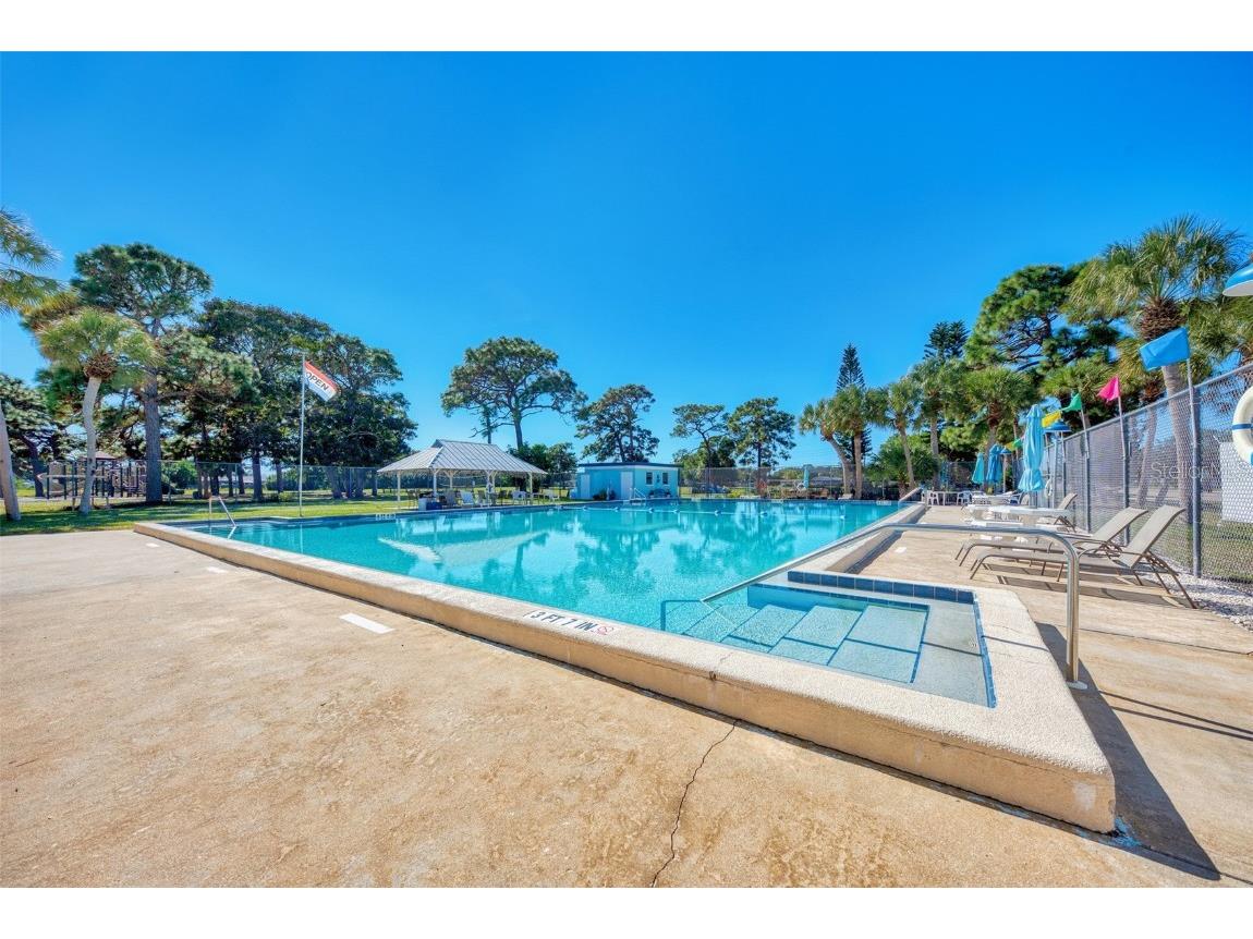 548 Morningside Road Venice FL 34293 C7504173 image3