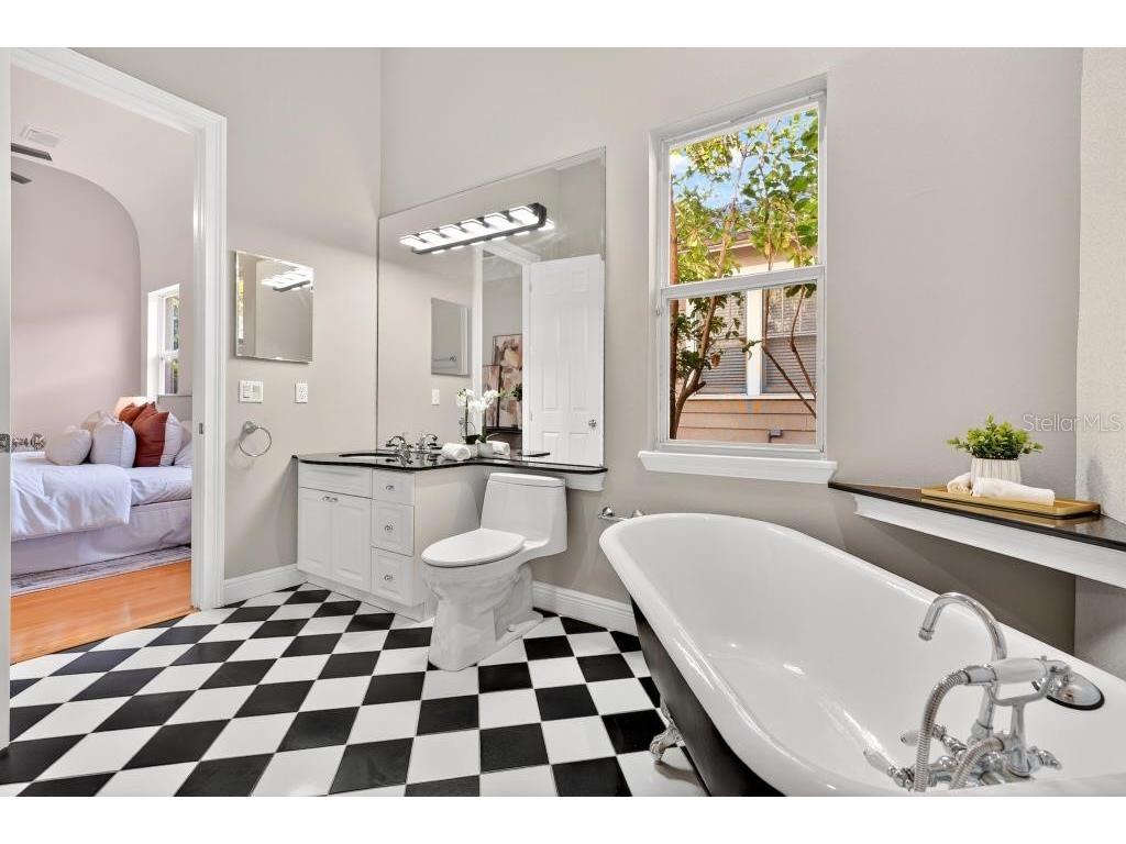 548 S Hyer Avenue #1 Orlando FL 32801 O6388743 image47