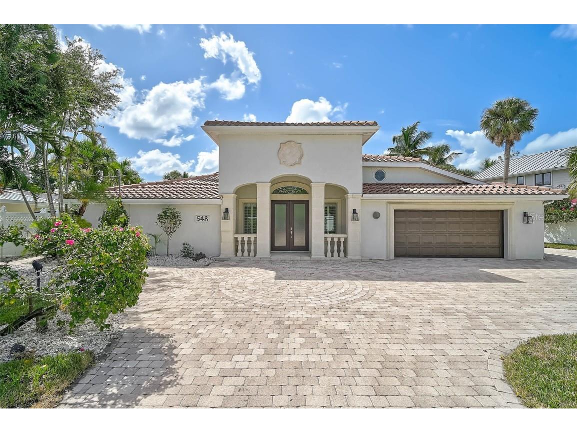 548 Siesta Drive Sarasota FL 34242 A4666528 image1