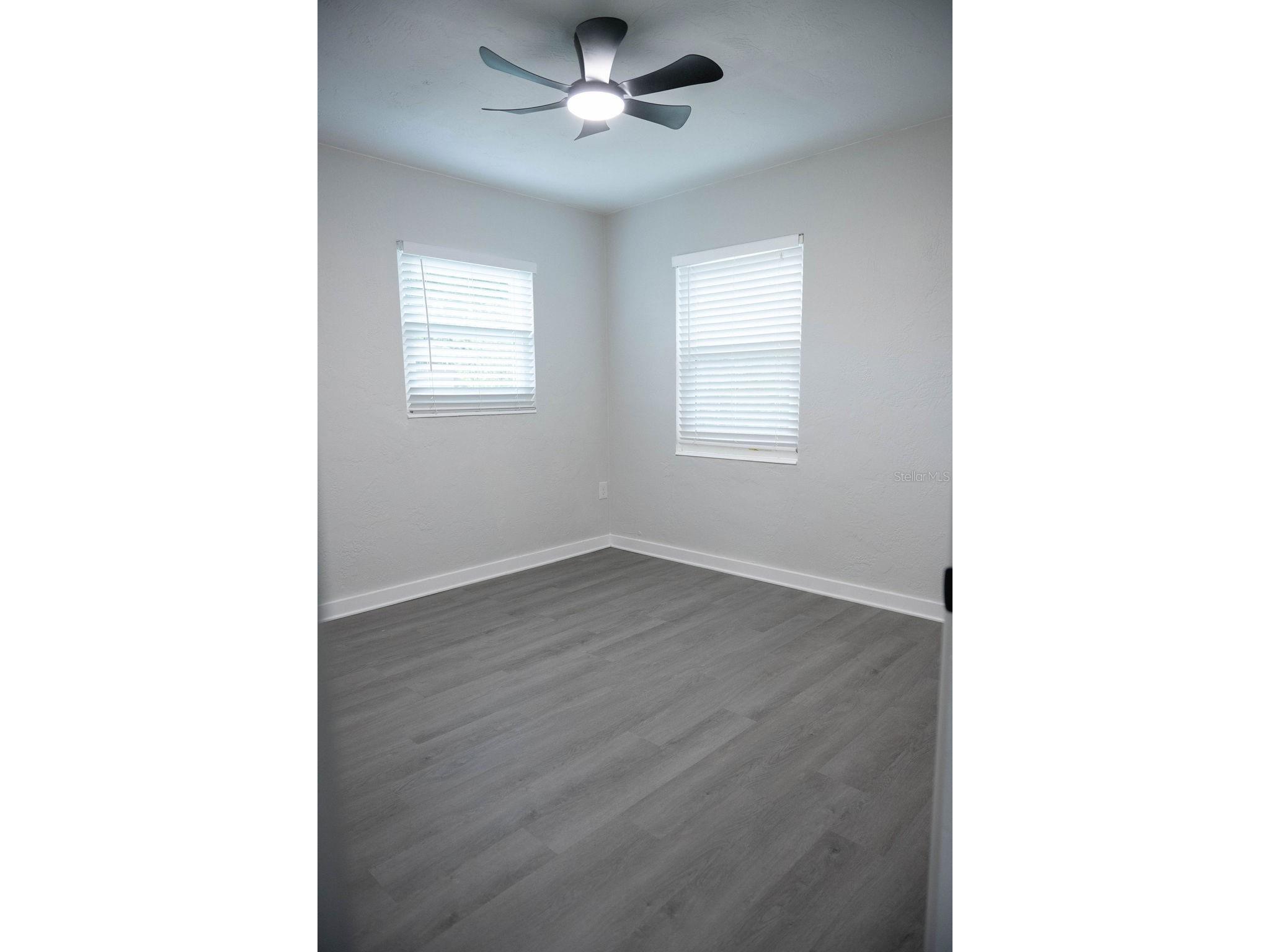 5480 70th Lane N Saint Petersburg FL 33709 TB8517774 image11