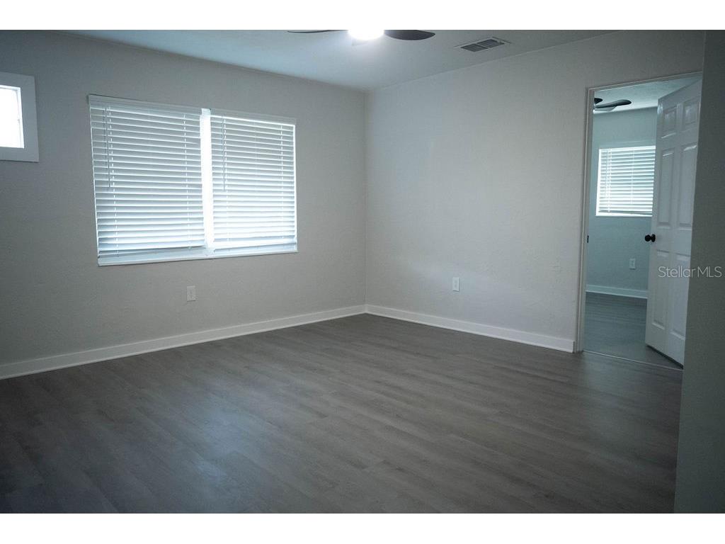 5480 70th Lane N Saint Petersburg FL 33709 TB8517774 image6