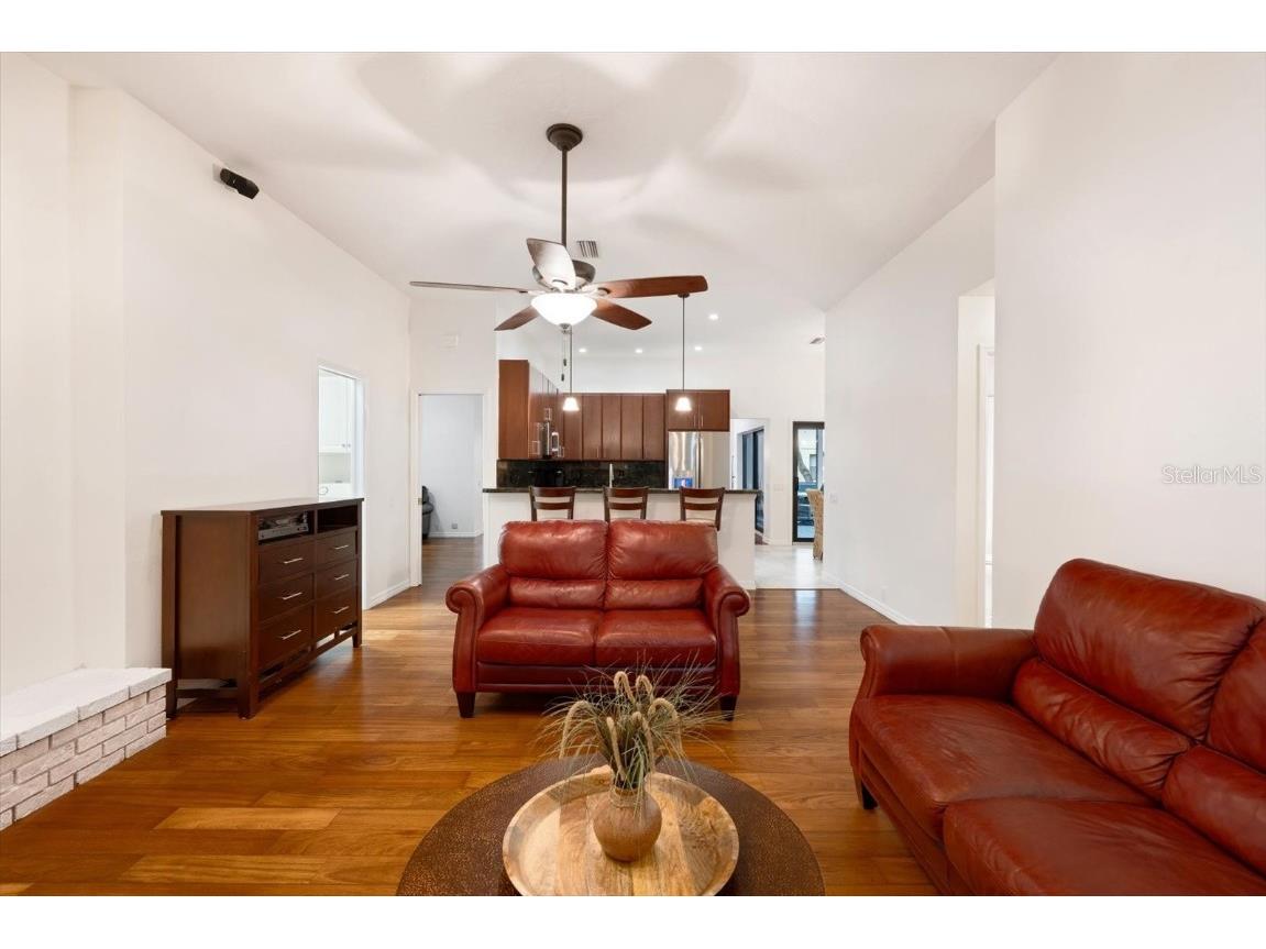 5481 Cork Oak Street Sarasota FL 34232 A4661571 image10