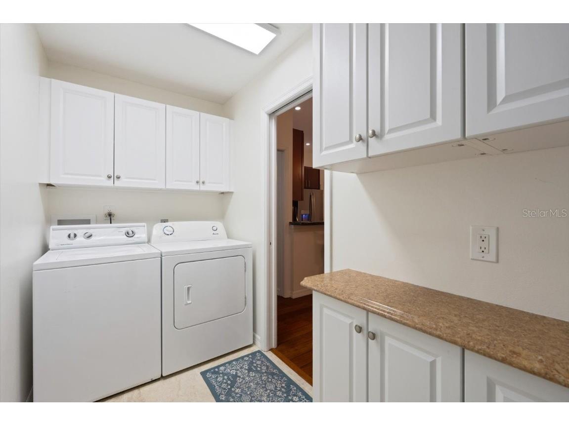 5481 Cork Oak Street Sarasota FL 34232 A4661571 image32