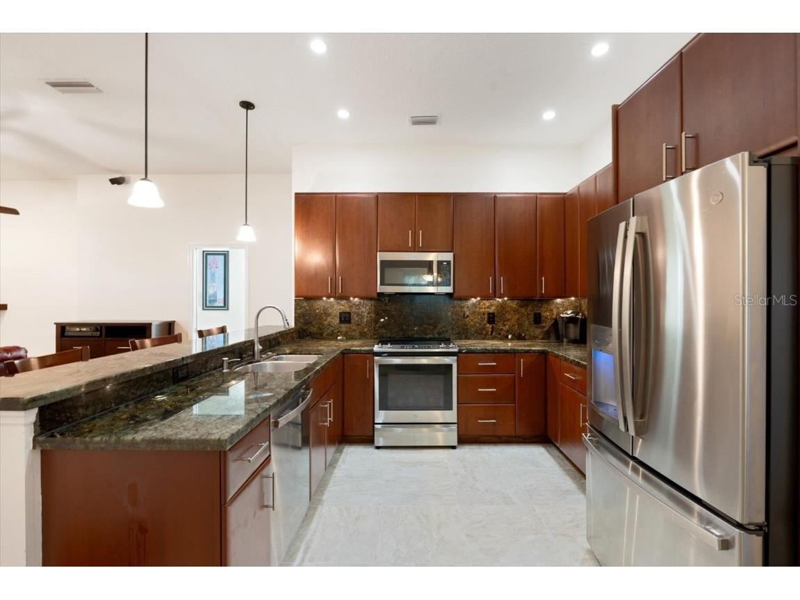 5481 Cork Oak Street Sarasota FL 34232 A4661571 image5