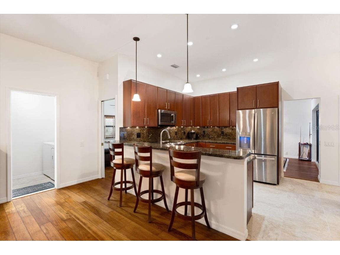 5481 Cork Oak Street Sarasota FL 34232 A4661571 image8