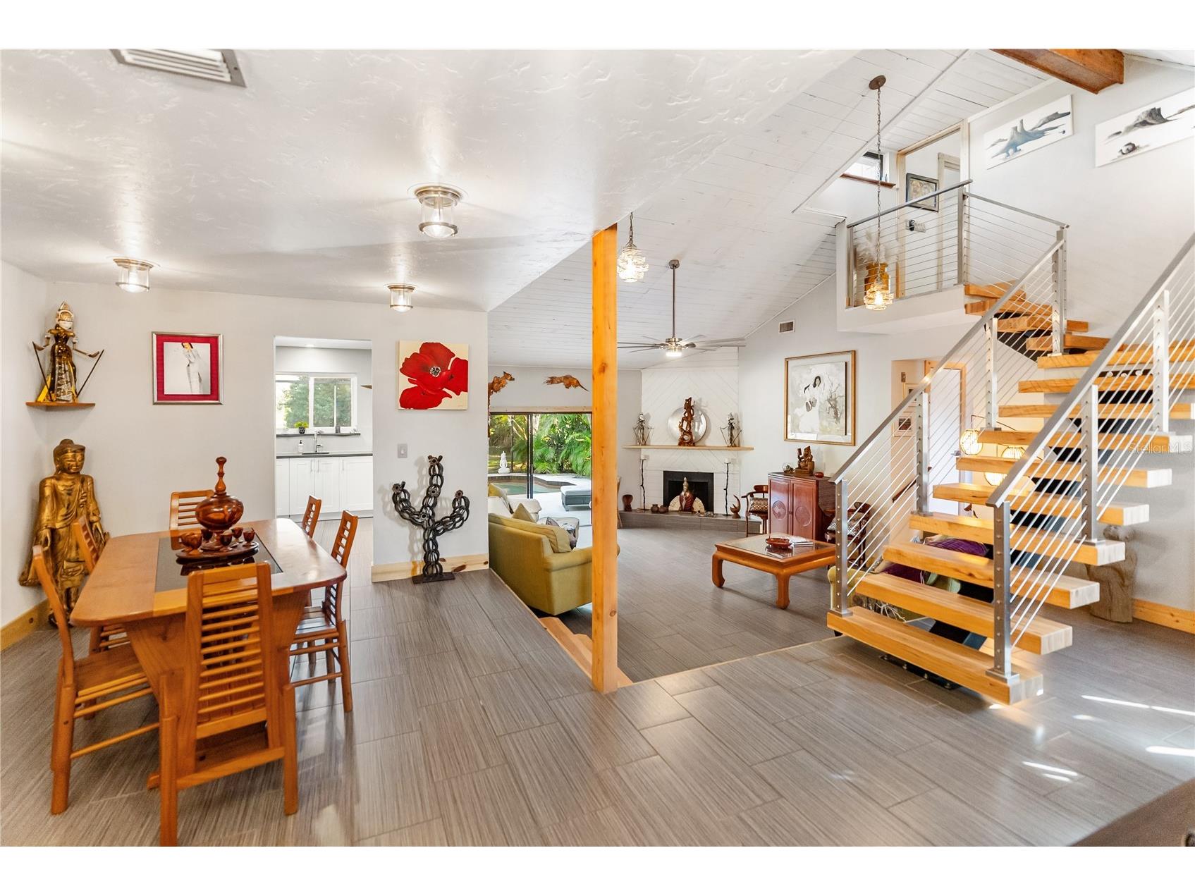 5482 Beneva Woods Circle Sarasota FL 34233 A4677558 image3