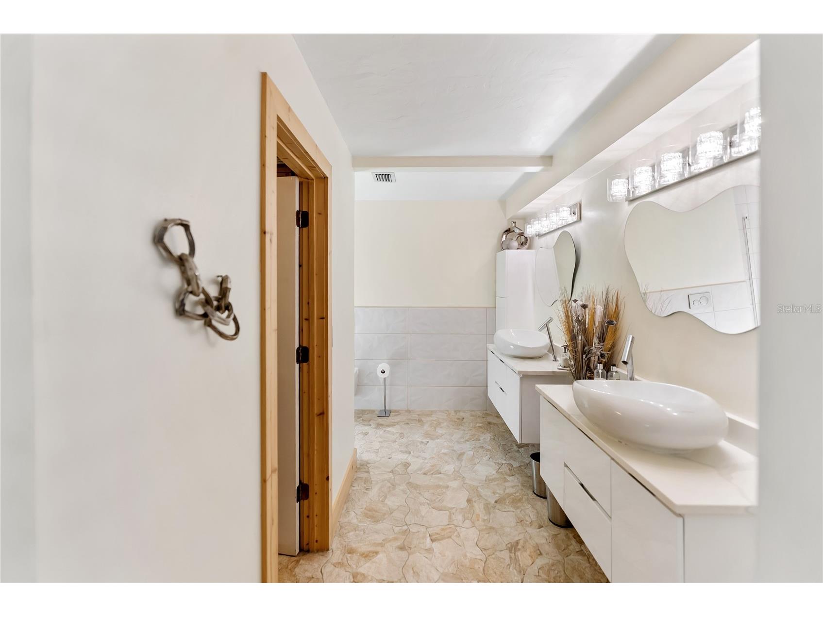 5482 Beneva Woods Circle Sarasota FL 34233 A4677558 image31