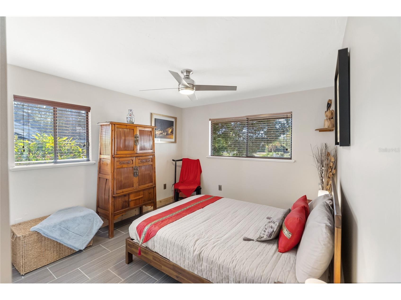 5482 Beneva Woods Circle Sarasota FL 34233 A4677558 image36