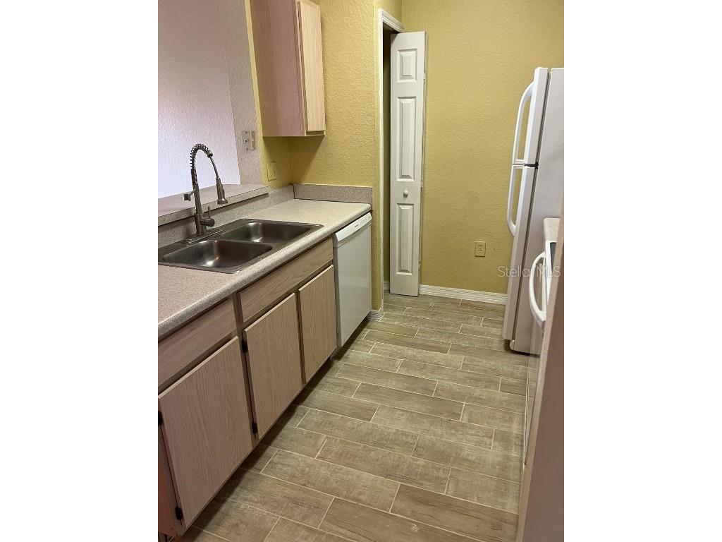 5483 Vineland Road #10310 Orlando FL 32811 S5137366 image4