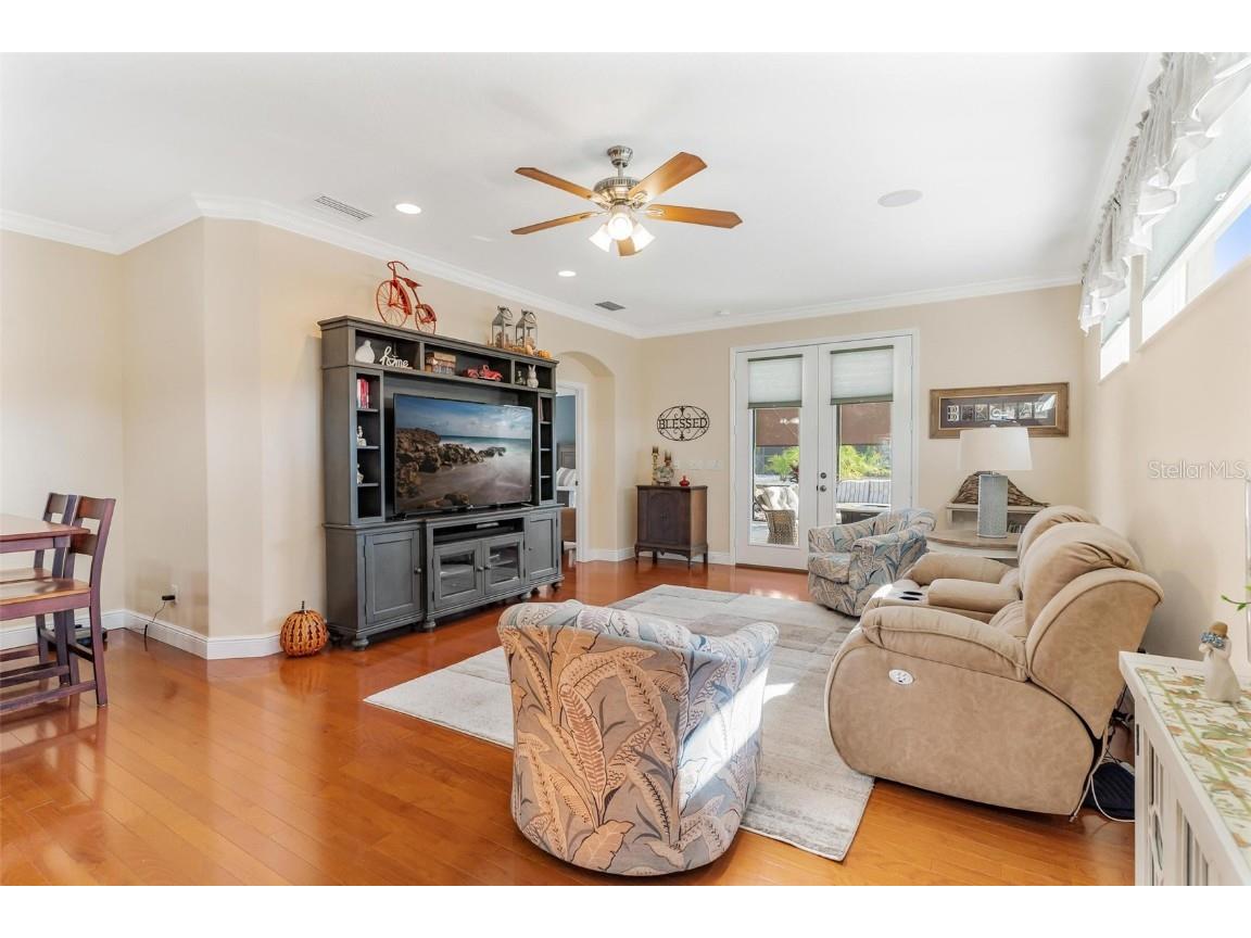 5486 Bounty Circle Tavares FL 32778 - LITTLE LAKE HARRIS - CHAIN G5102161 image15