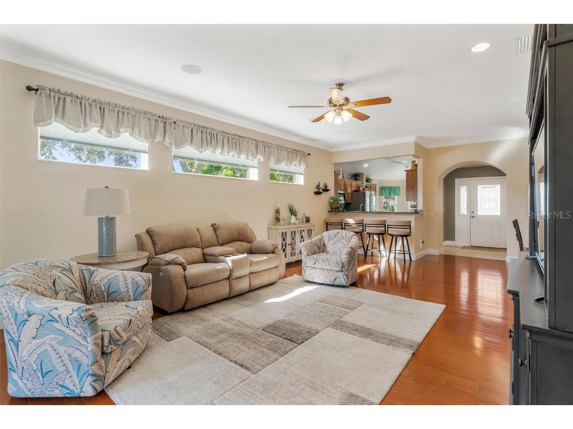 5486 Bounty Circle Tavares FL 32778 - LITTLE LAKE HARRIS - CHAIN G5102161 image16