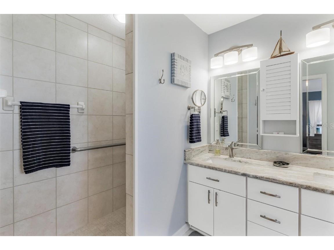 5486 Bounty Circle Tavares FL 32778 - LITTLE LAKE HARRIS - CHAIN G5102161 image25