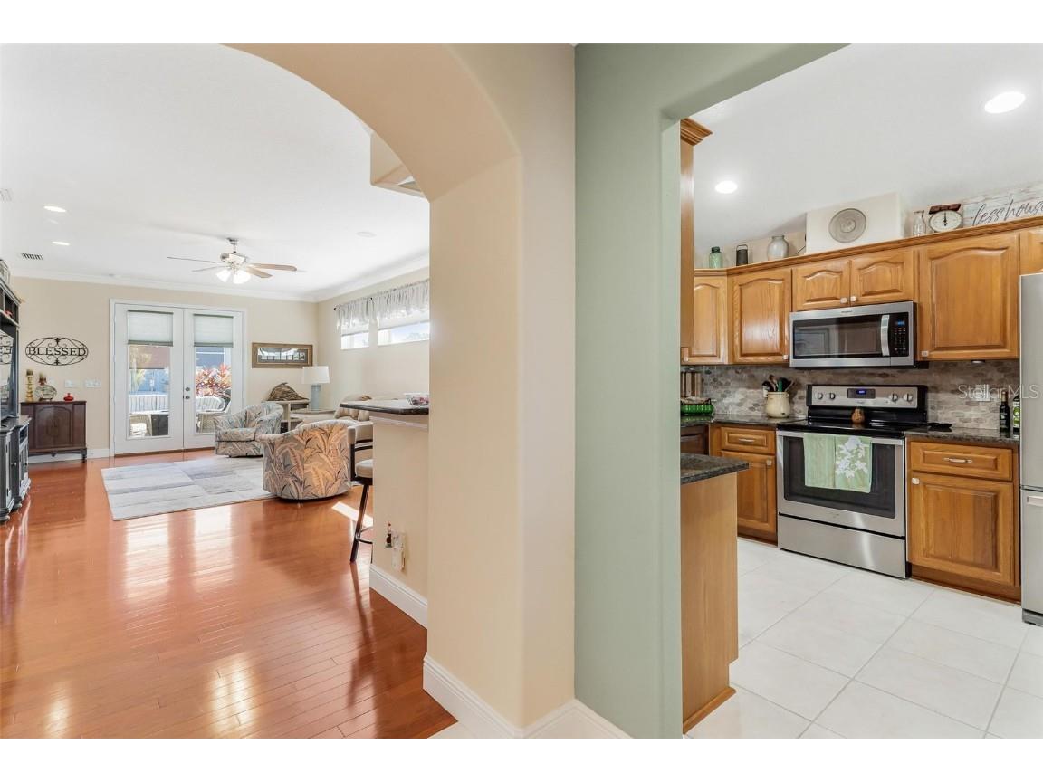 5486 Bounty Circle Tavares FL 32778 - LITTLE LAKE HARRIS - CHAIN G5102161 image6