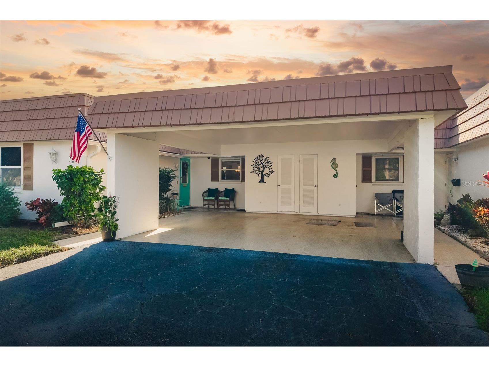 5486 Riverbluff Circle #V-24 Sarasota FL 34231 A4673368 image1