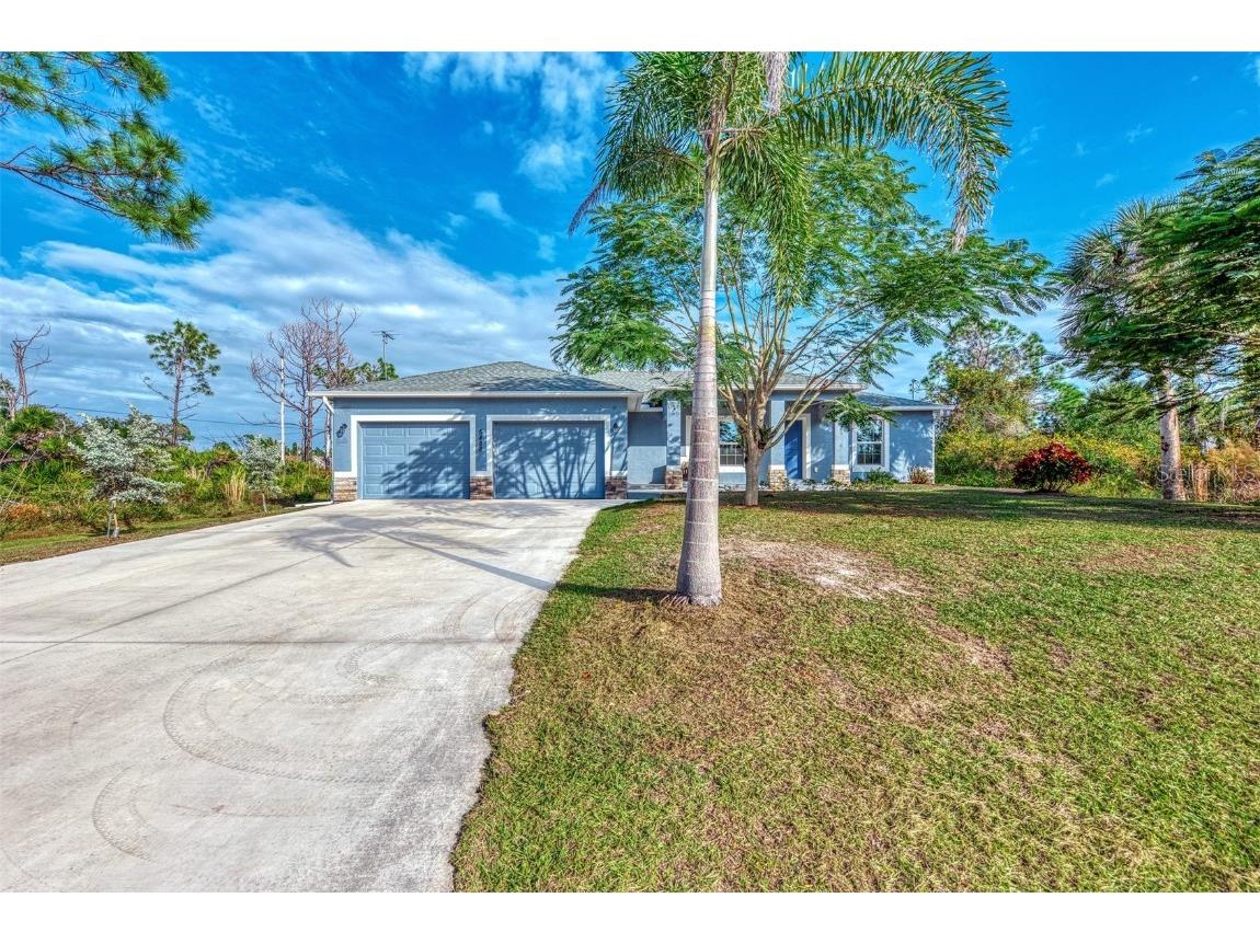 5488 Hoffman Street Port Charlotte FL 33981 D6134378 image1