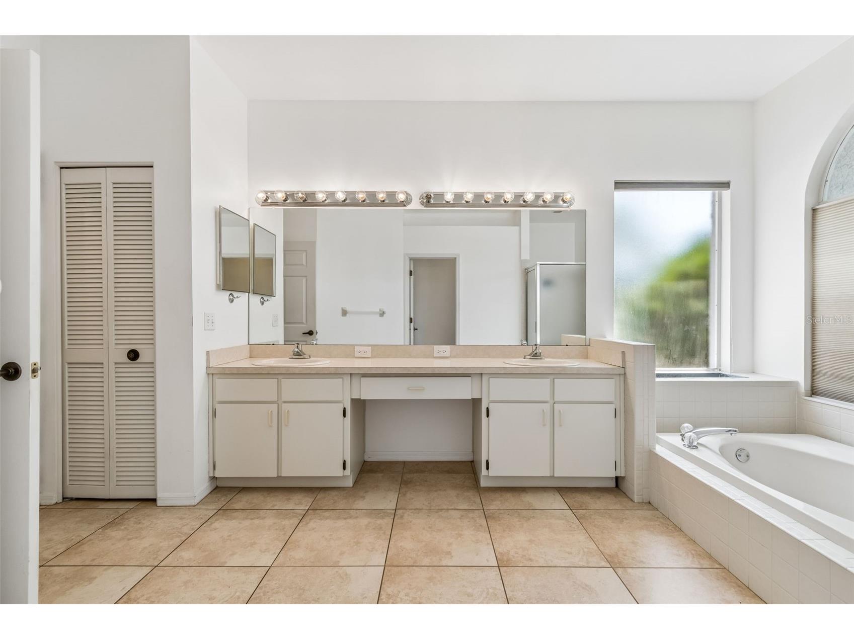 5488 Oakridge Drive Palm Harbor FL 34685 TB8505514 image26