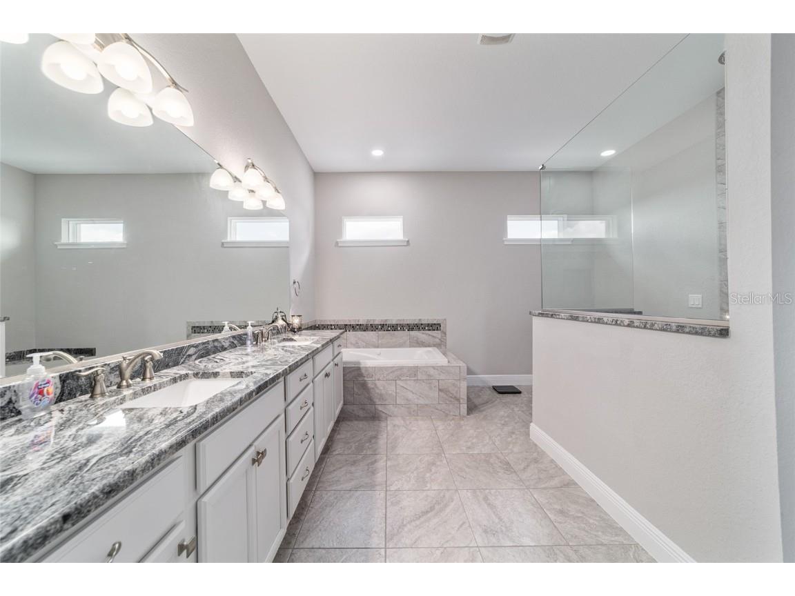 5489 Nantahala Lane Lady Lake FL 32159 OM700573 image25