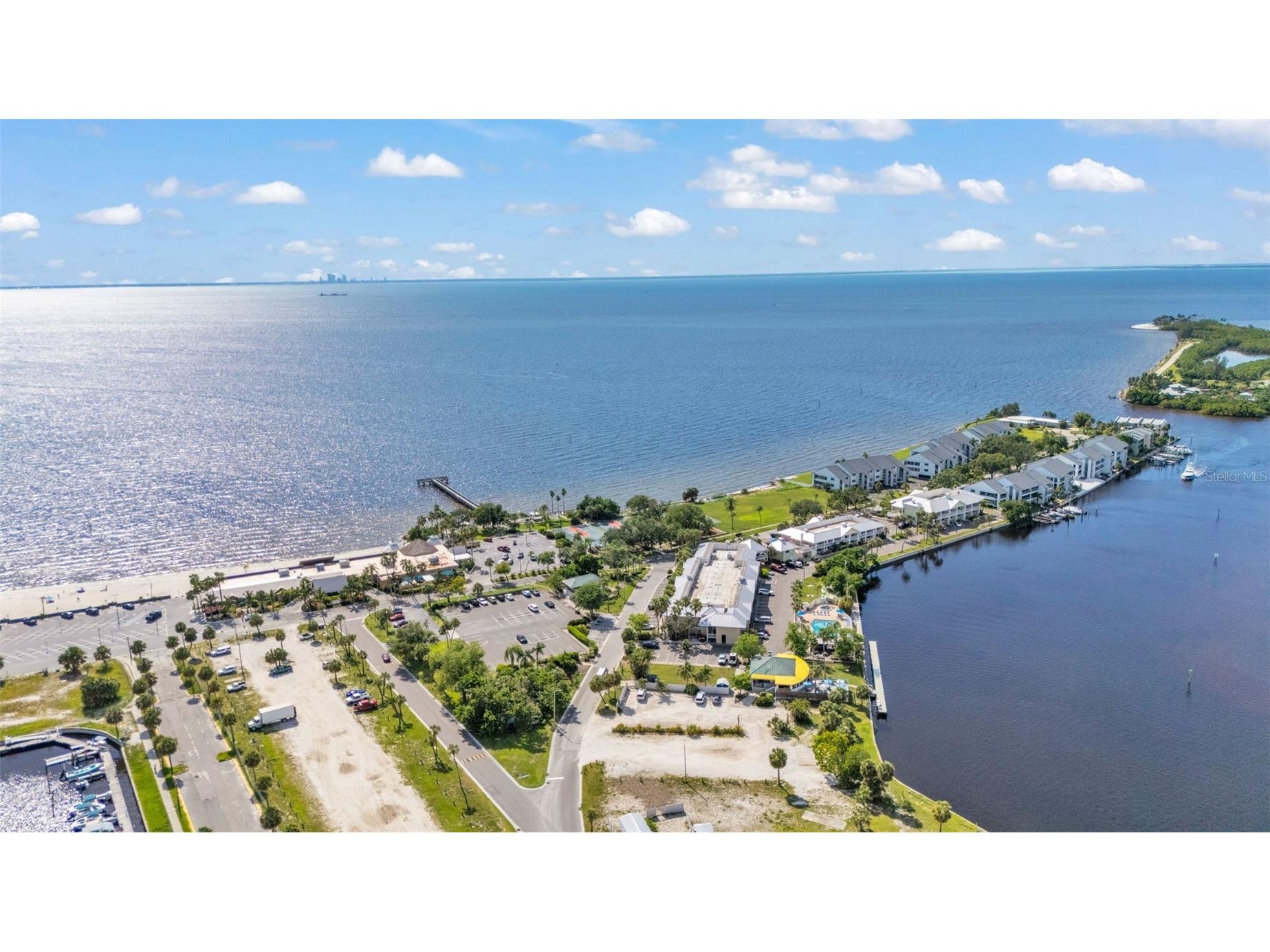 549 Bahia Beach Boulevard Ruskin FL 33570 TB8498663 image2