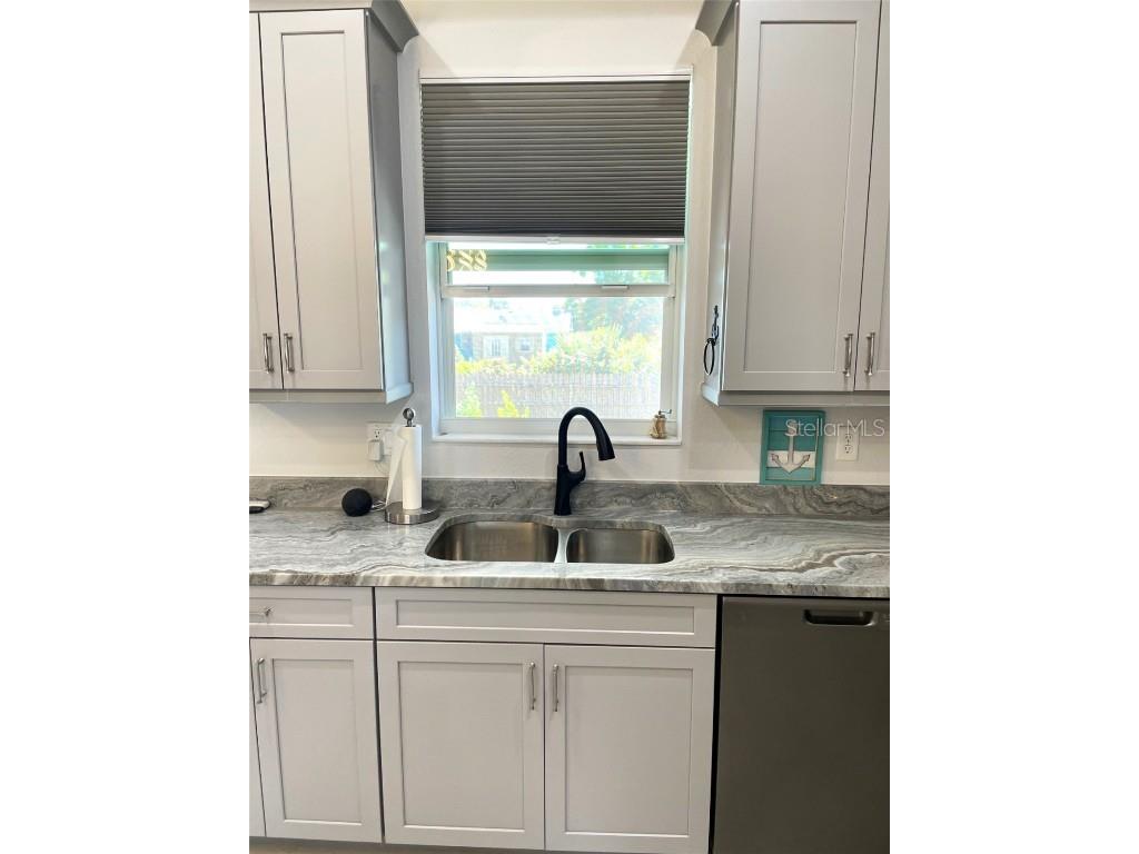 549 E Tarpon Boulevard NW Port Charlotte FL 33952 A4672204 image14