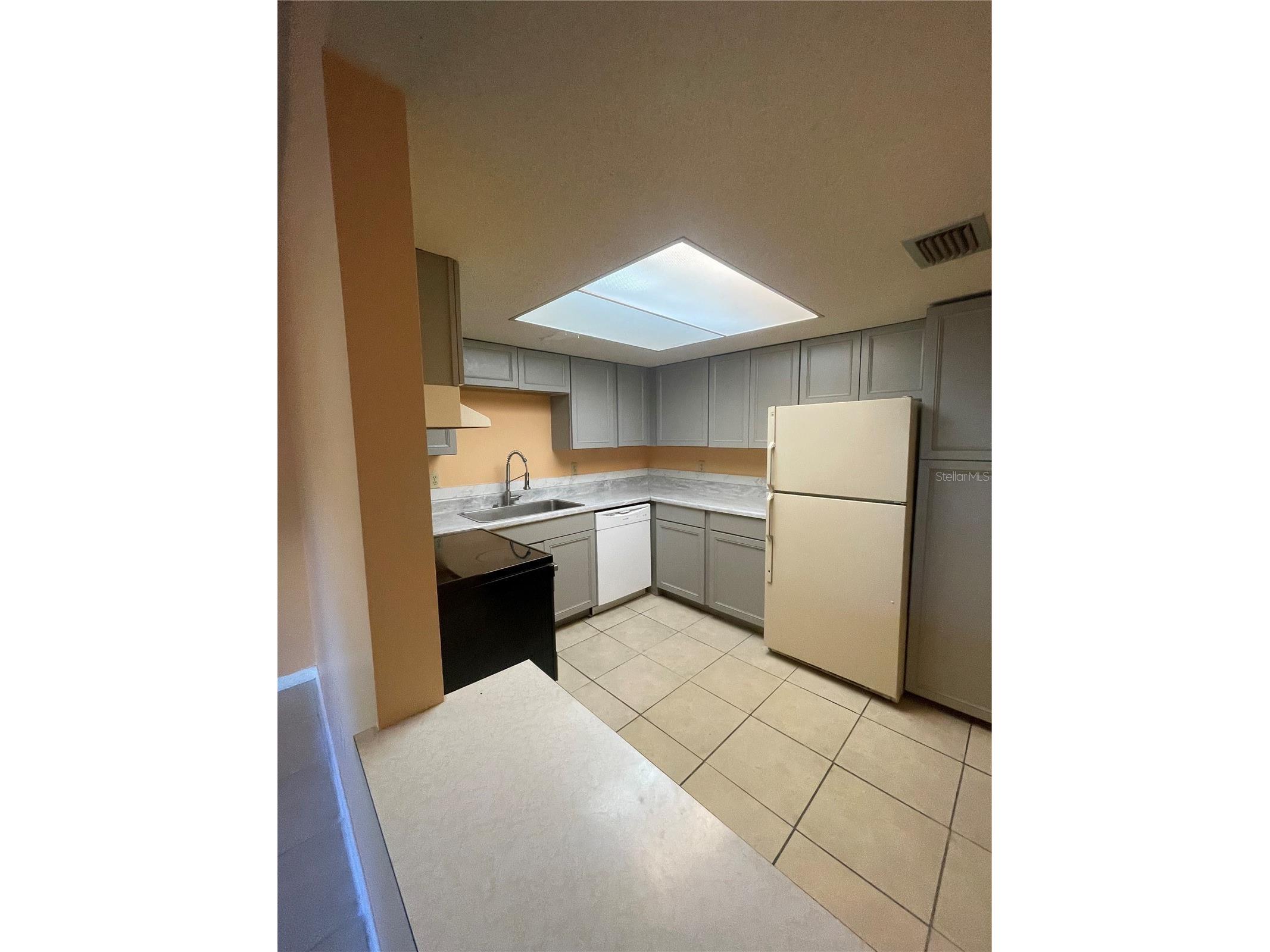 549 Fairways Drive #A Ocala FL 34472 OM721419 image4