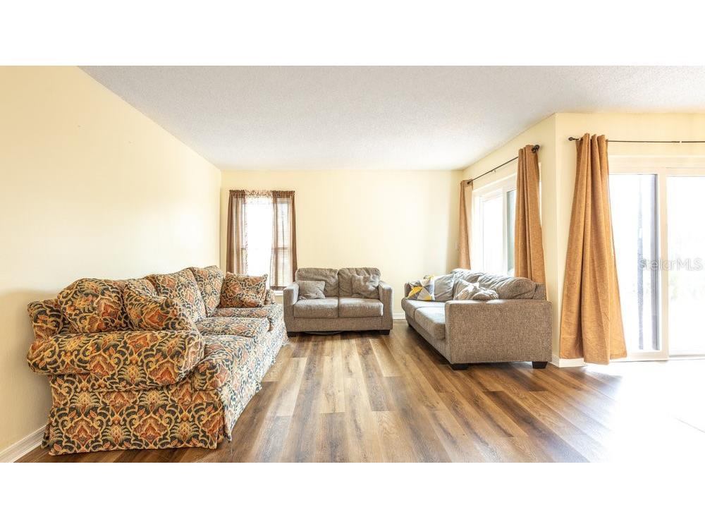 549 Hunter Circle Kissimmee FL 34758 L4956610 image4