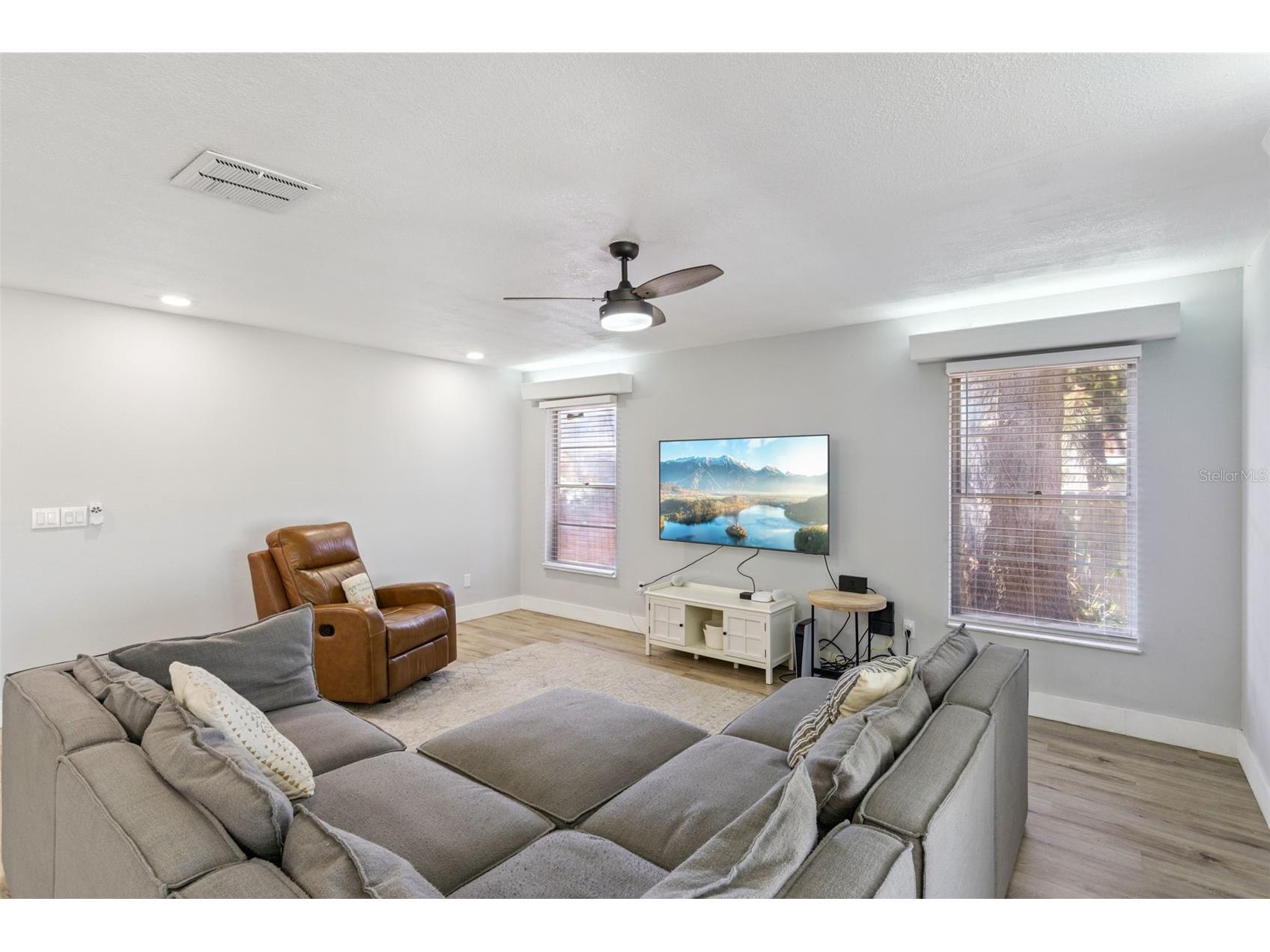 549 Iris Street Altamonte Springs FL 32714 O6384326 image8