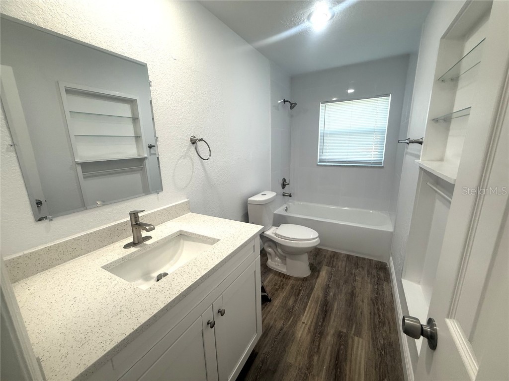 549 Lakemont Avenue NW Port Charlotte FL 33952 C7515443 image16