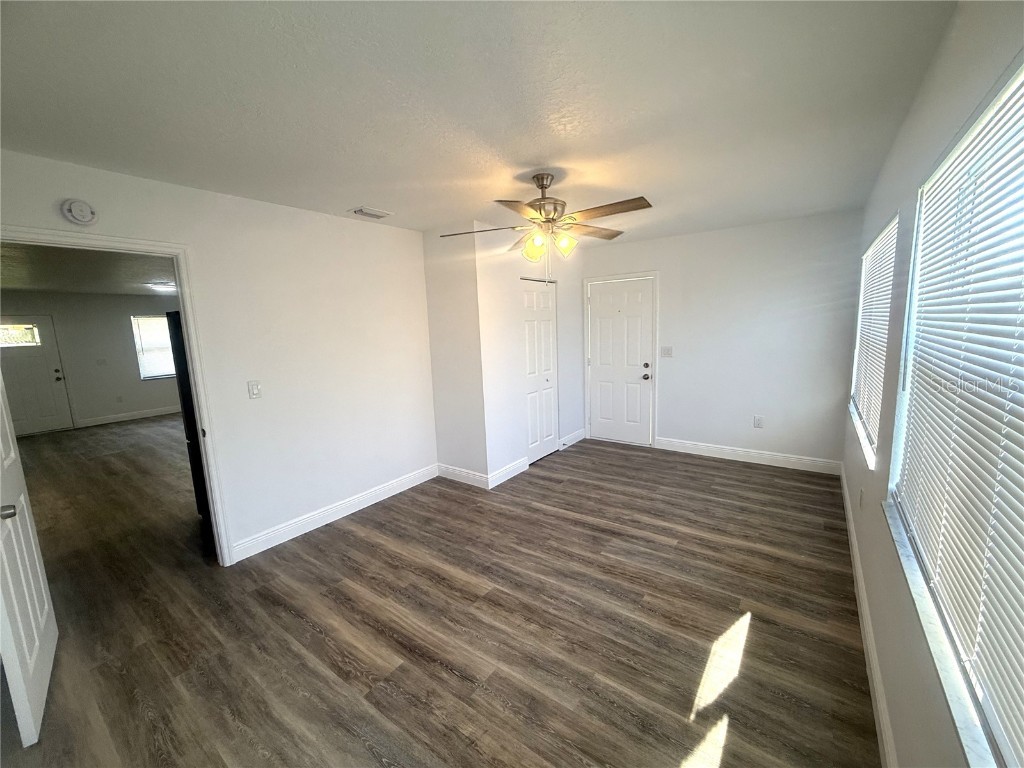 549 Lakemont Avenue NW Port Charlotte FL 33952 C7515443 image17