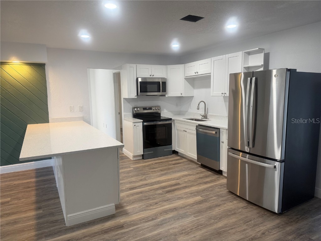 549 Lakemont Avenue NW Port Charlotte FL 33952 C7515443 image4