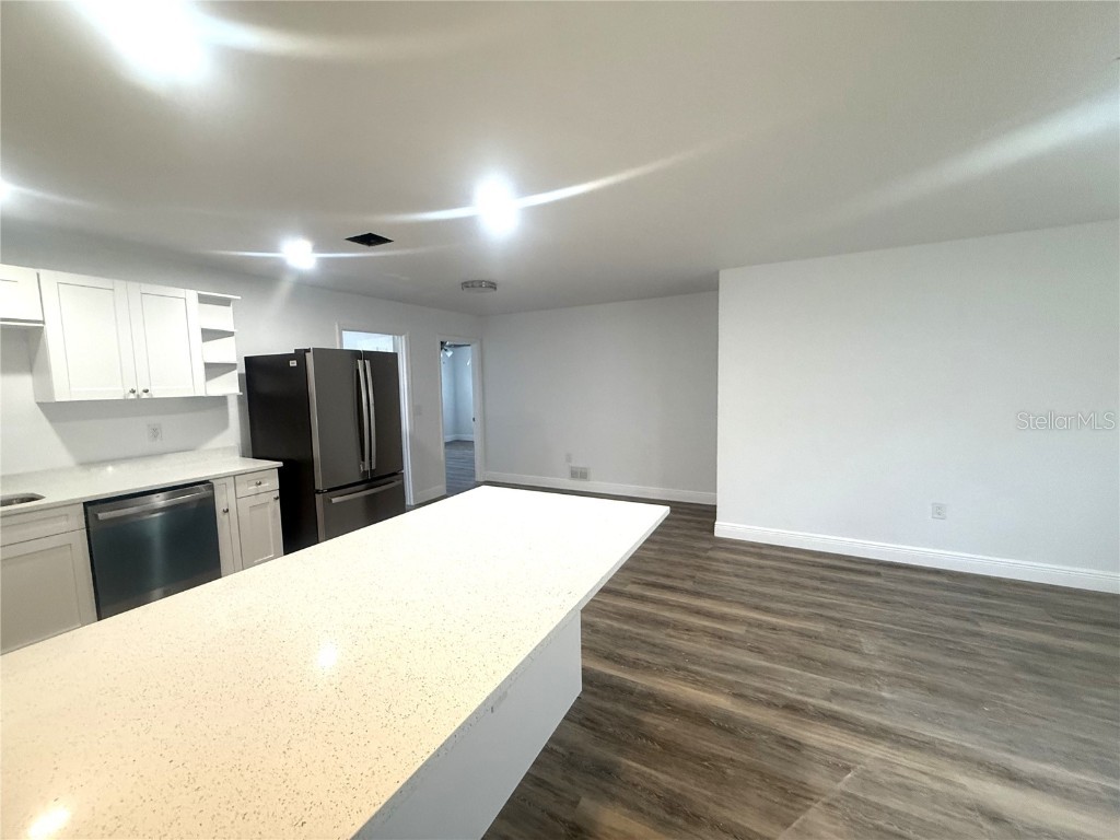 549 Lakemont Avenue NW Port Charlotte FL 33952 C7515443 image8