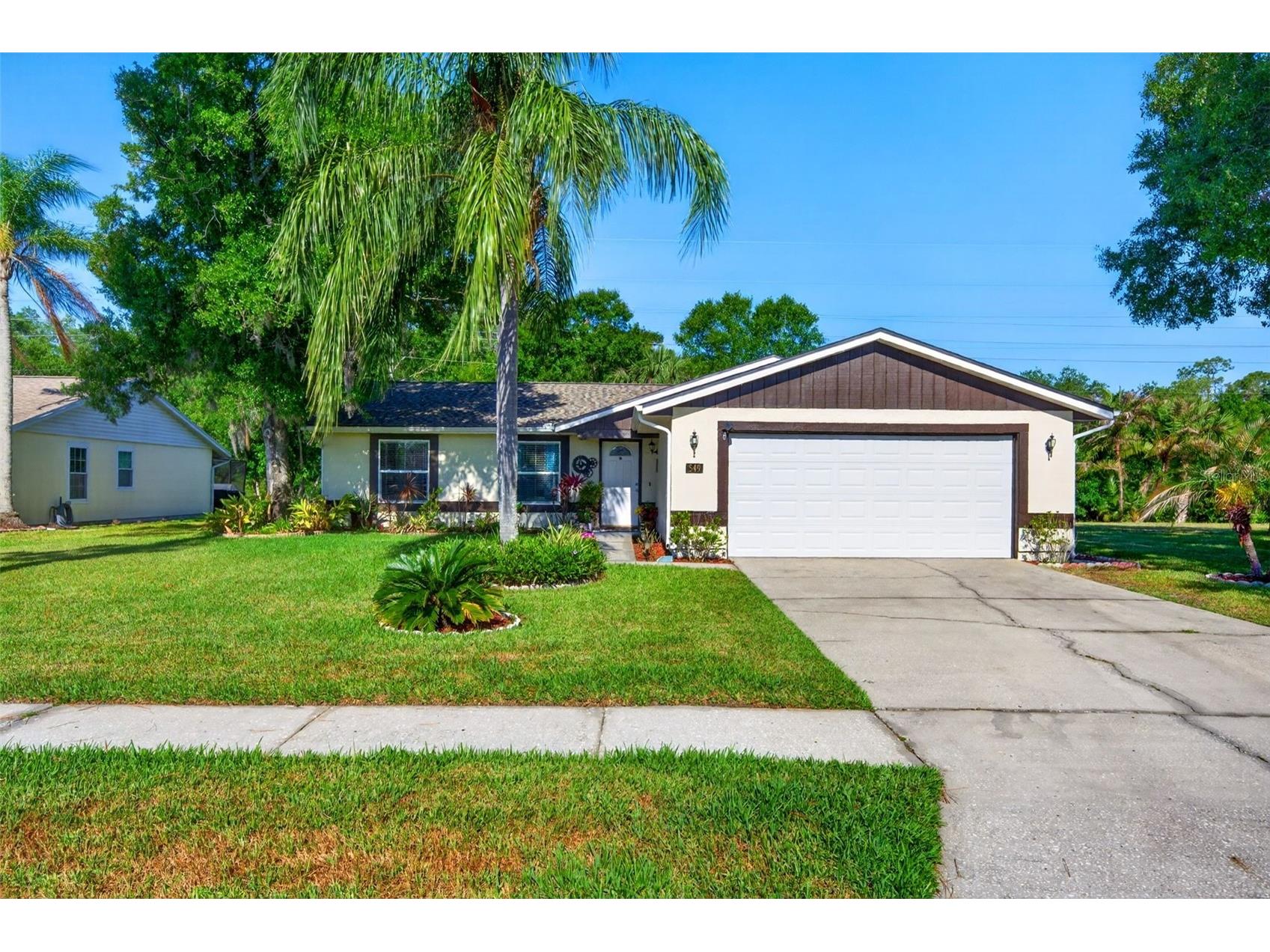 549 Longwood Circle Oldsmar FL 34677 A4692285 image2